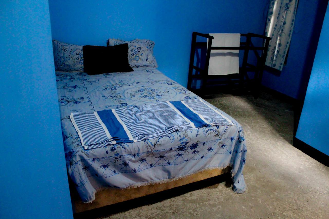J Hostel Κάντι Εξωτερικό φωτογραφία