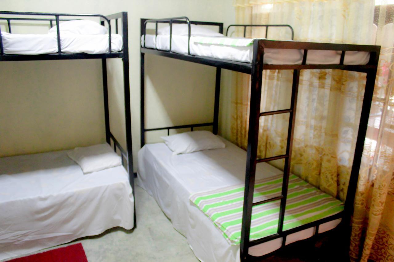 J Hostel Κάντι Εξωτερικό φωτογραφία