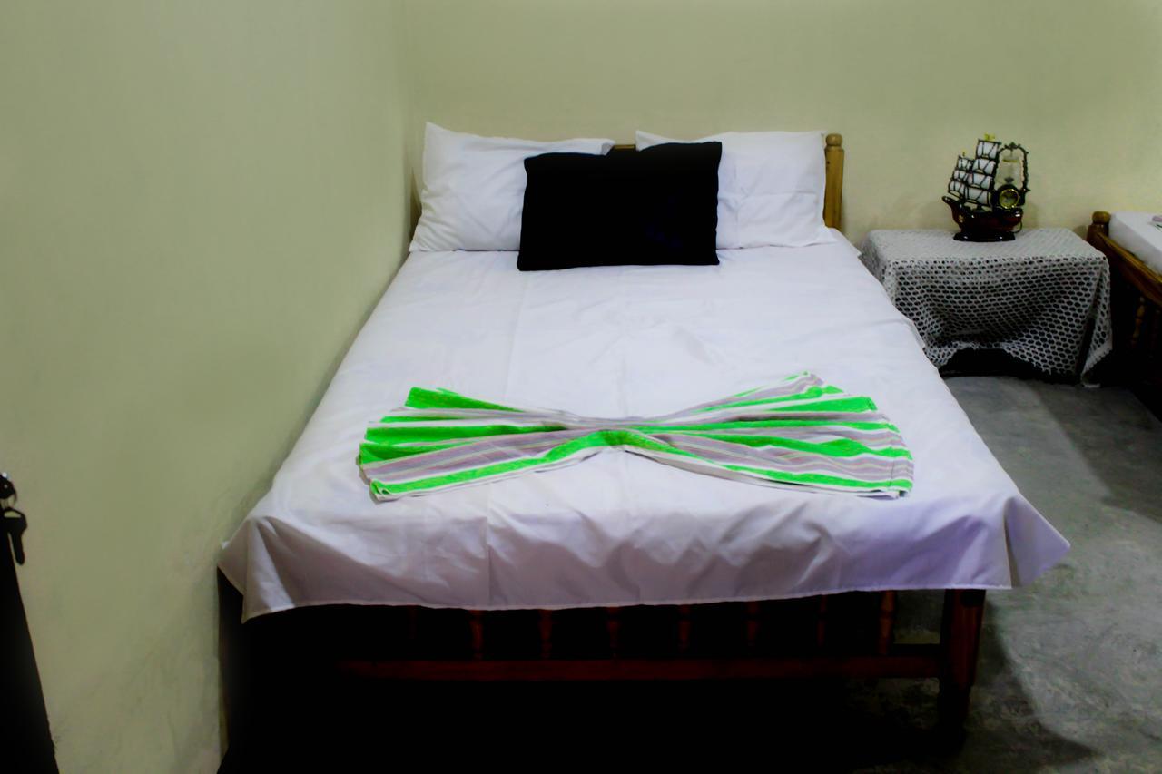 J Hostel Κάντι Εξωτερικό φωτογραφία